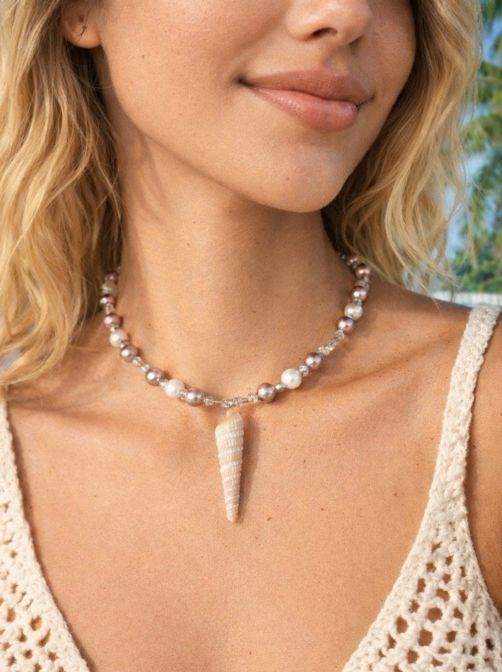 Handmade Beaded Choker Necklace With Shell Pendant